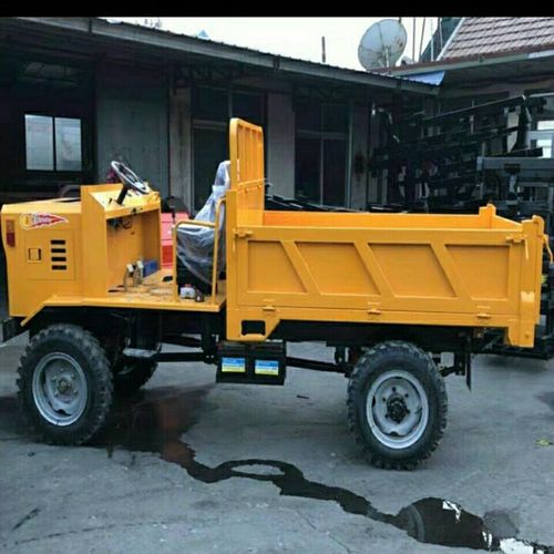 农用工程四驱车,四不像爬山虎.25,28,32马力.标价是卖