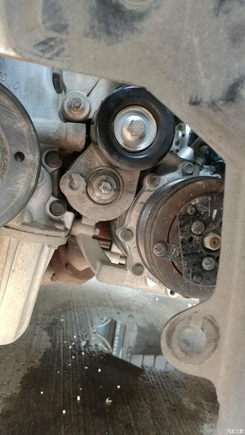 发扬diy精神.换助力泵皮带与发电机皮带