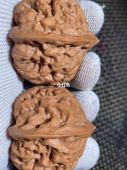 驴打滚狮子头_驴打滚_狮子头_核桃_文玩_小众_文玩核桃_兴趣爱好_兴趣