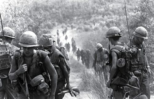 越战"最惨烈一战",溪山77天之围