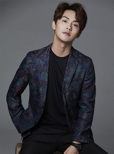 马天宇经纪人(联系方式)