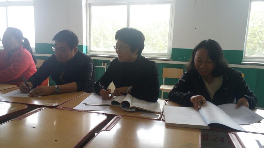 宝坻林亭口高中数学教研组举行大组教研活动
