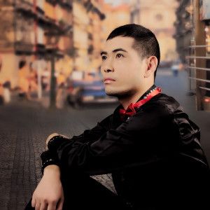 灿烂阿龙 歌手详情                                  国籍:中国