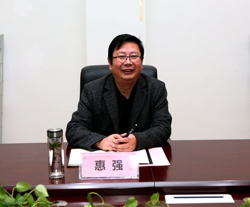 宝鸡一中:市教育局党组书记,局长惠强来我校调研指导