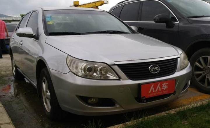 比亚迪-f6 2009款 新财富版 2.0l 手动舒适型