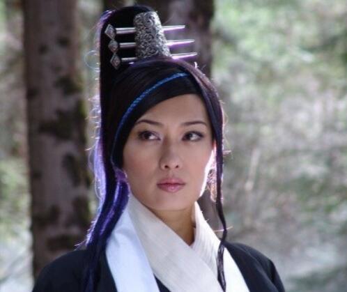 饰演李莫愁的演员图2美到窒息,图3杀马特,最后一个完胜女主