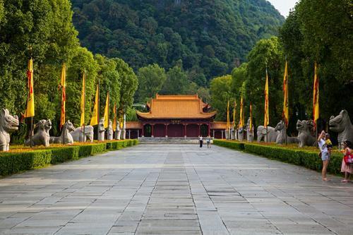 舜帝葬地从全州九疑山变成宁远九嶷山之真相揭秘开场白