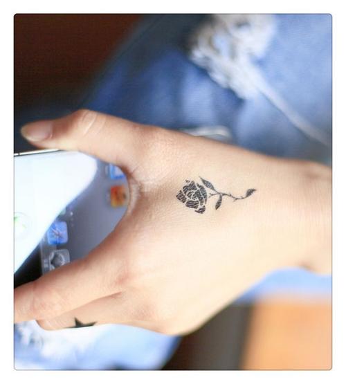 满糖果纹身贴纸虎口经典玫瑰花潮款派对纹身贴