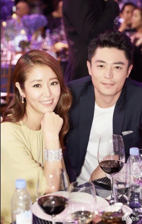 霍建华陪林心如回母校夫妻合体温暖又体贴恩爱力破婚变谣传