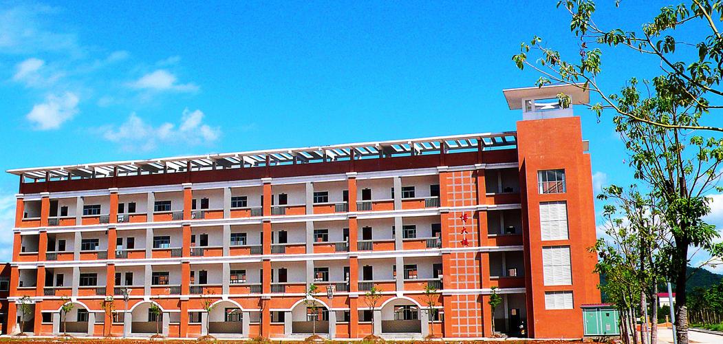 笔尖论道,寻找最努力的你——记宜黄一中初中部校园活动