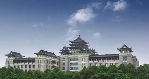 邵阳学院有望升一本吗_深圳大学是几本