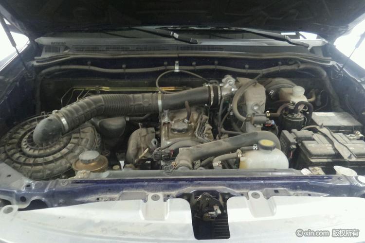 黄海n2发动机舱