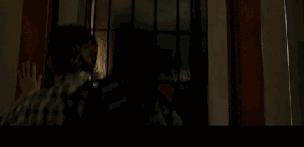 这部小成本爽片,最适合躲在被窝里看