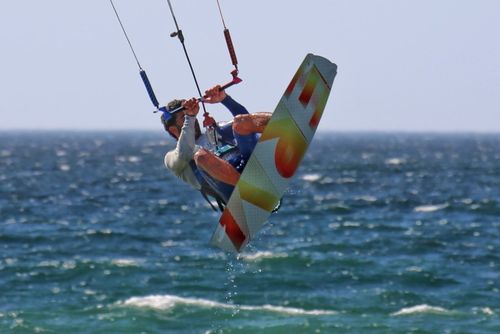 世界最受欢迎的水上运动---滑翔伞冲浪