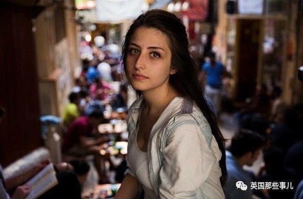 图源见水印,两张都是土耳其人