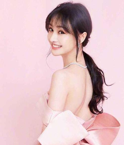 有一种整容叫郑爽长胖了,重回颜值巅峰,肉嘟嘟超水灵