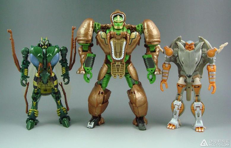 takaratomy tg系列 《变形金刚:超能勇士》 tg-31 犀牛勇士