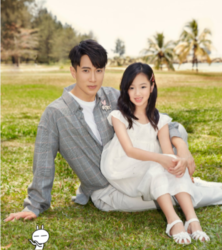 吴尊8岁女儿颜值太高,和爸爸同框像兄妹,网友:最美星二代