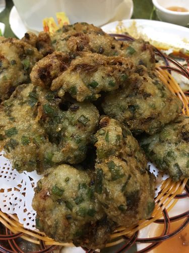 电白炸蚝,来,吃一口不?真是美味