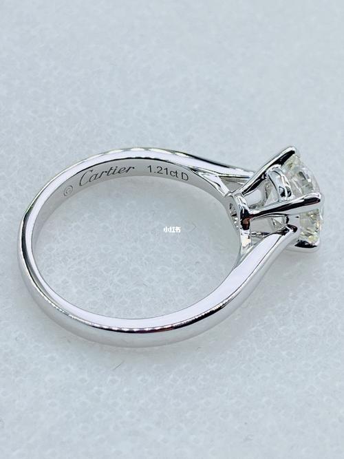 卡地亚经典四爪克拉钻戒,石重品质参数在最后一张图 有没有越看越喜欢