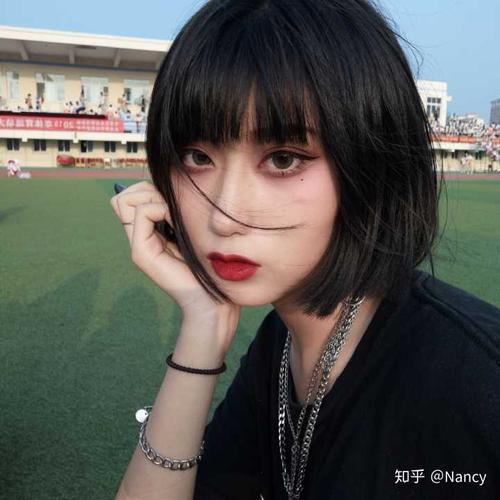 女生剪短发需要多大的勇气?