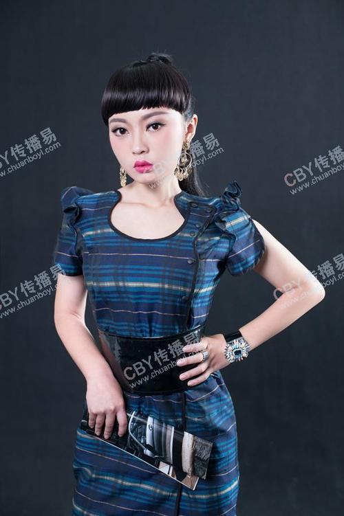 江西风尚购物电视栏目特约模特.   3.