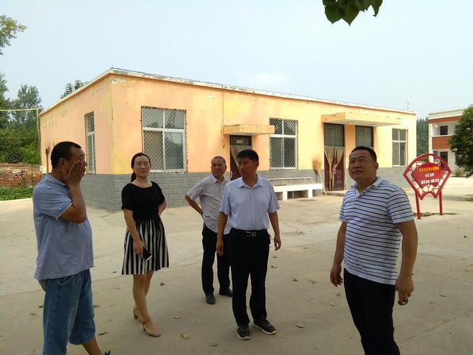 大许寨乡中心校到各个校检查"均衡发展"和"防溺水安全