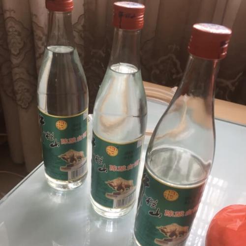 牛栏山陈酿白酒