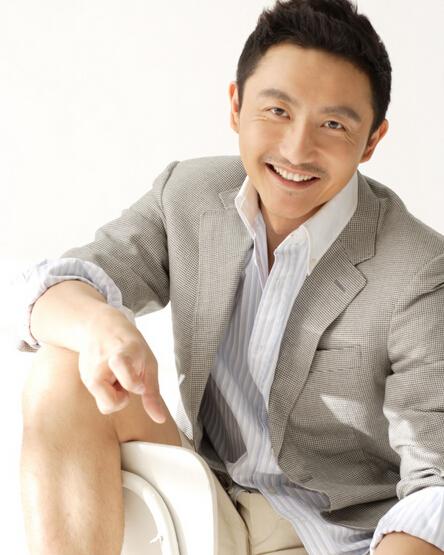 涂松岩发文称:"作为一名中青年演员,演爹也演过好多年了…&