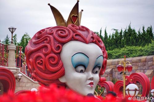 迪士尼里的红皇后