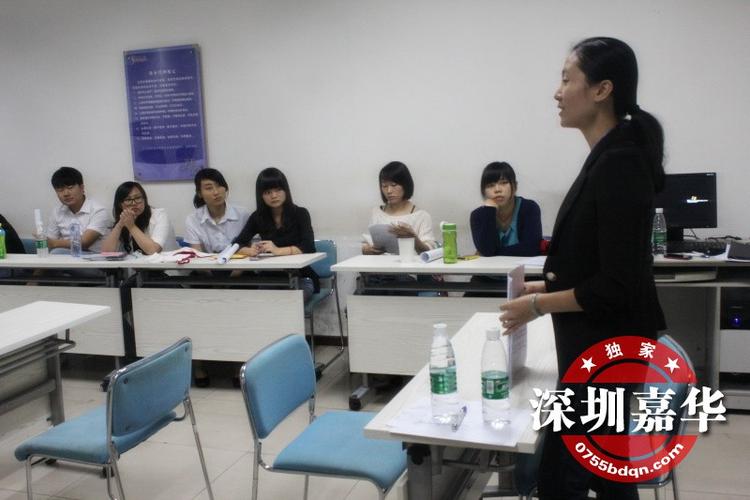 模拟面试专家考官现场"找茬"