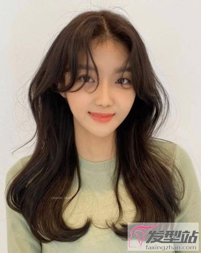 外翻卷刘海怎么卷s型外卷迷人又好看