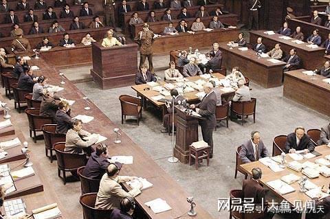 日本战败后天皇为什么没受到远东国际军事法庭的审判