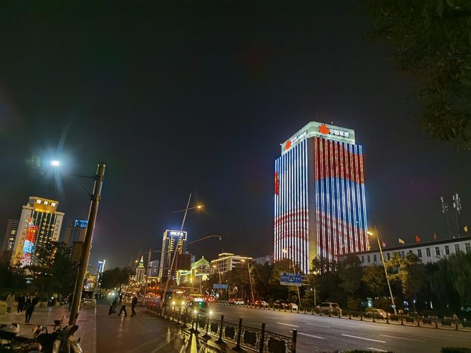 夜景随拍_太原迎泽大街