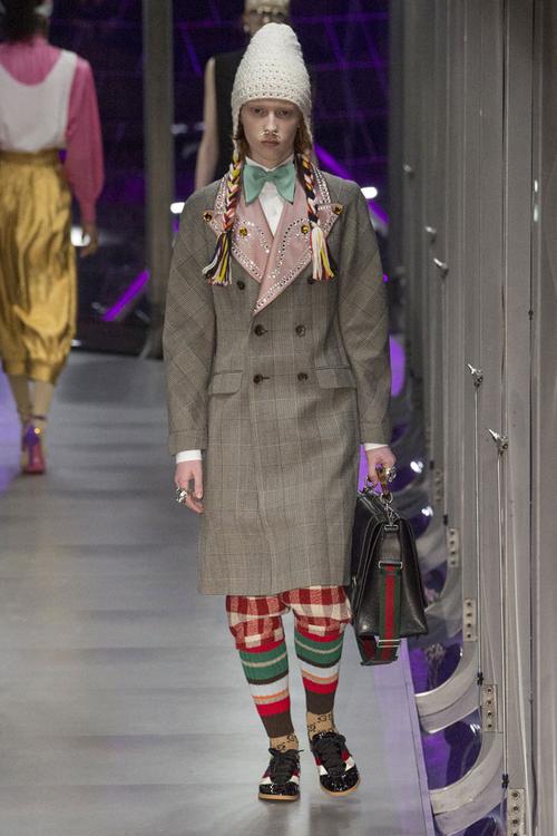 gucci 2017秋冬时装秀:一场流金岁月与当下复古之间的隔空对话