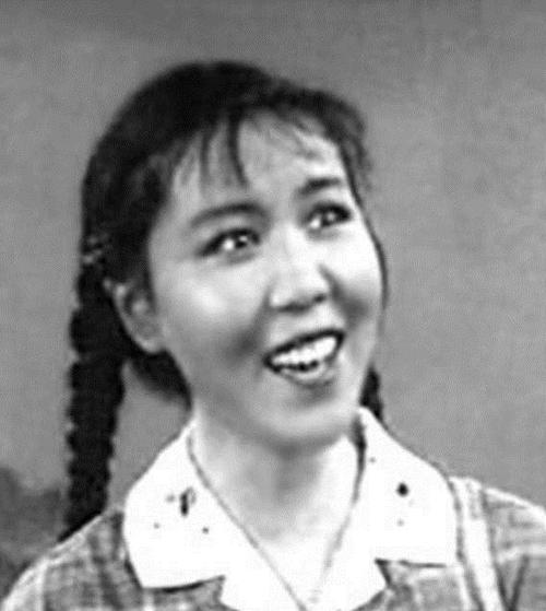 豫剧表演艺术家魏云因演《朝阳沟》成名,谁知道她小时候被嫌弃呢