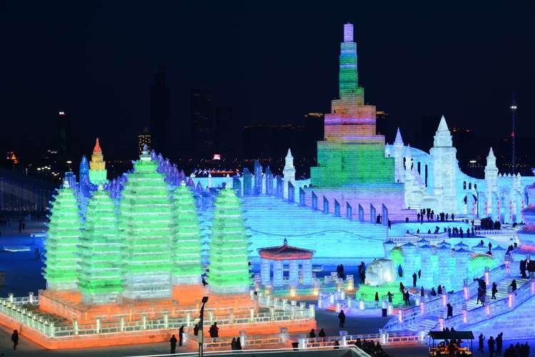 冰雪王者—哈尔滨冰雪大世界