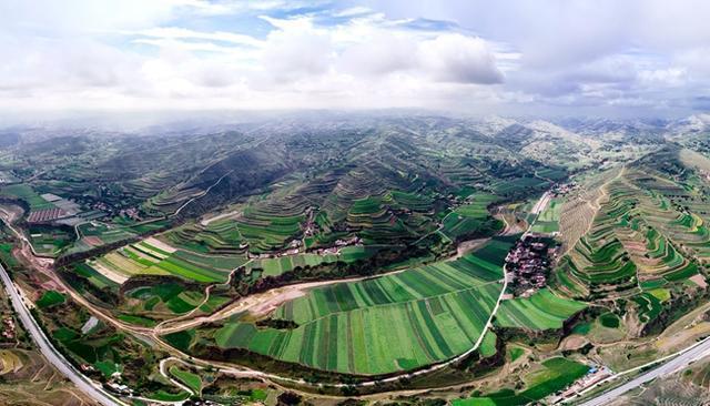 建良田 保丰收 兴农村——探访定西市安定区高标准农田建设