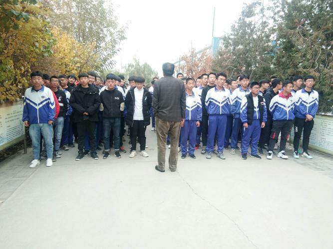 防范火灾风险 创建平安校园――武威第五中学开展11.