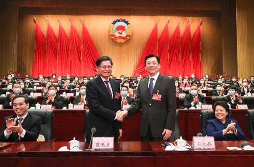 孙大伟当选广西壮族自治区政协主席