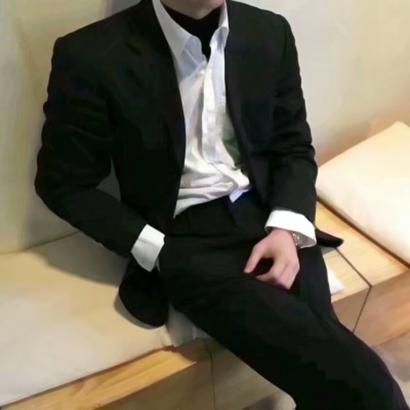 帅气西装头像男生图片