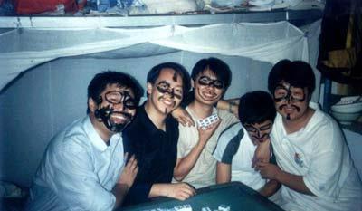 奇葩校园搞笑图片:学生时代这样做过的请举手