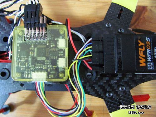 cc3d  与接收机联接线,最下面红黑线为bec 5v供电