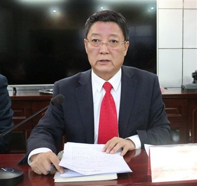 打好优势牌 走上绿色路——访乌拉特后旗旗委书记巴图