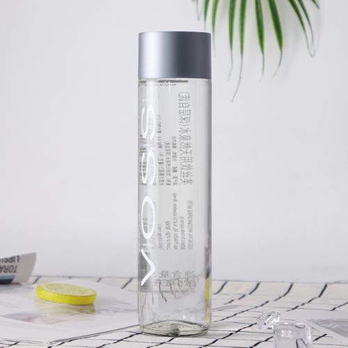 voss芙丝天然矿泉水饮用水弱碱性纯净水800ml1瓶玻璃