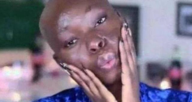 非洲黑妹拿7瓶粉底液化妆原本以为容光焕发看到结果网友笑了