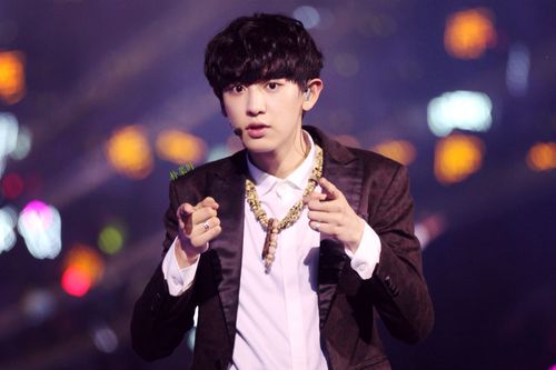 exo朴灿烈桌面壁纸_偶像男神朴灿烈