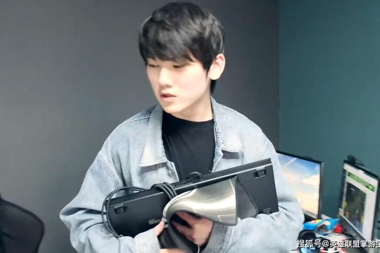 jackylove表哥公开道歉,王思聪怒怼:我大ig没斗过nt