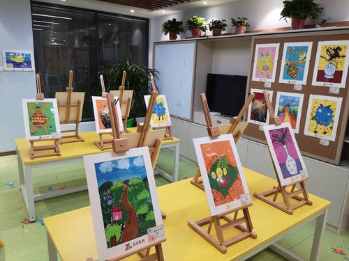 东方童画少儿美术体验馆平舆校区