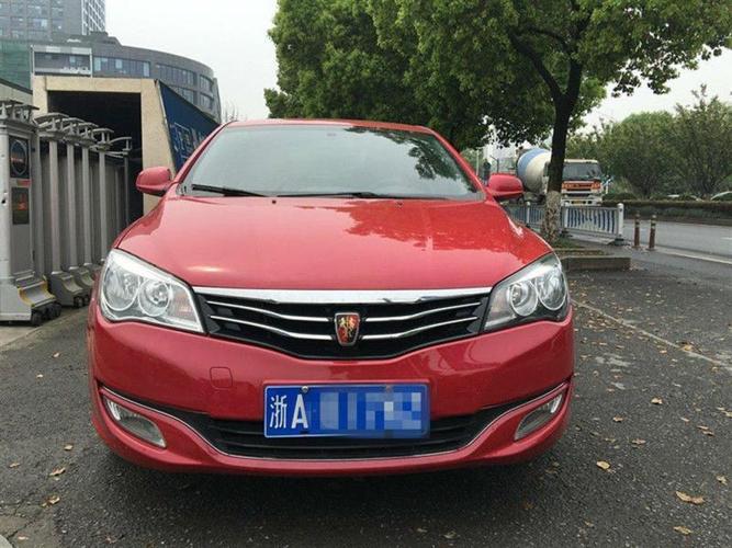 2013年2月荣威 350 荣威350 2013款 350c 1.5l 自动迅悦版